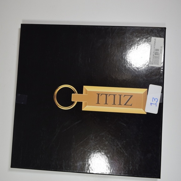 ZILLI LOGO GRAY Sartorial POCKET SQUARE - Picture 3 of 8